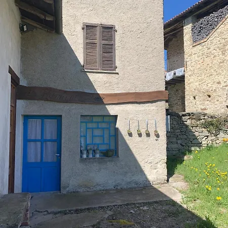 Da Rumanin - Rustic House بيت للعطل Camerana