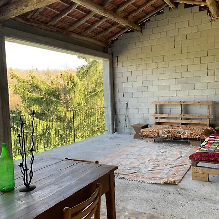 Semesterbostad Da Rumanin - Rustic House Camerana
