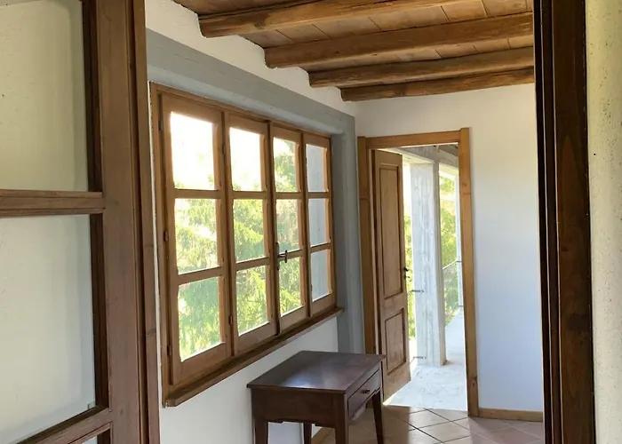 Da Rumanin - Rustic House بيت للعطل