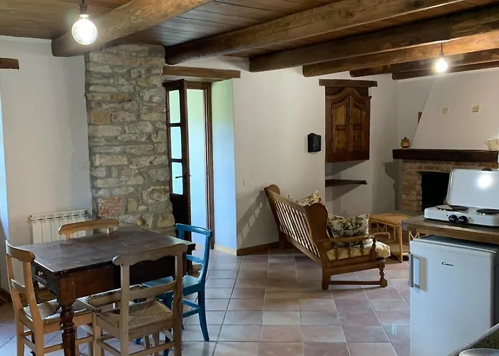 بيت للعطل Da Rumanin - Rustic House *