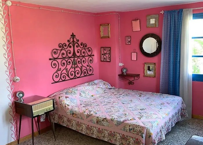 Da Rumanin - Rustic House بيت للعطل